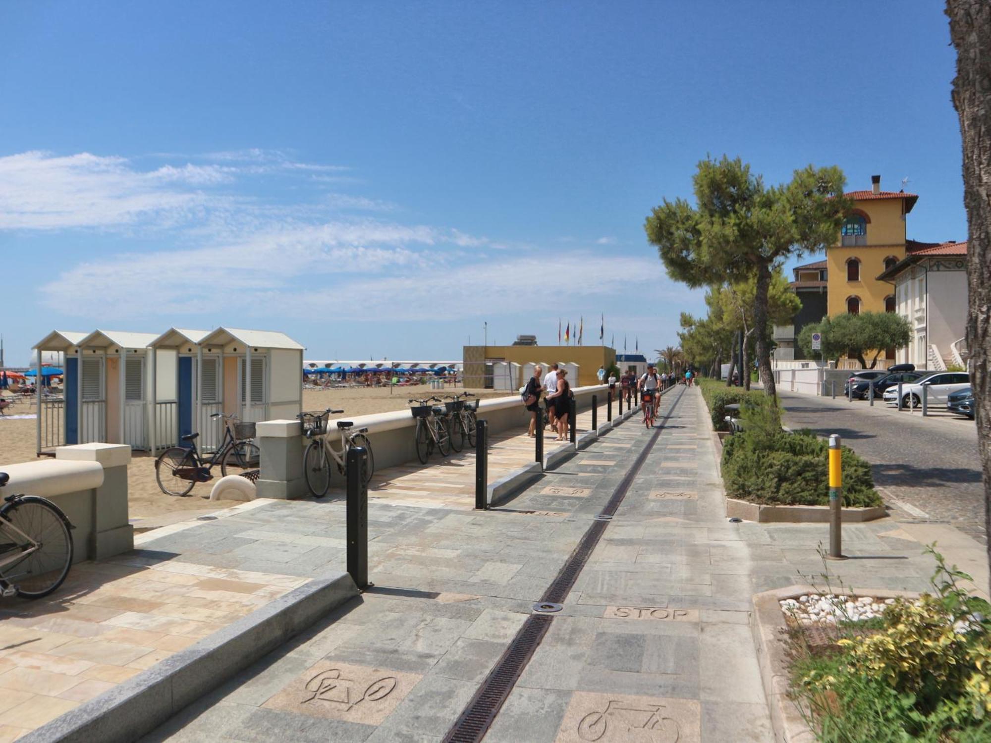 Vera Apartment Lignano Sabbiadoro Exterior photo